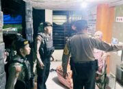 Staf Tikam Atasan Kantor POS Pattalassang Takalar
