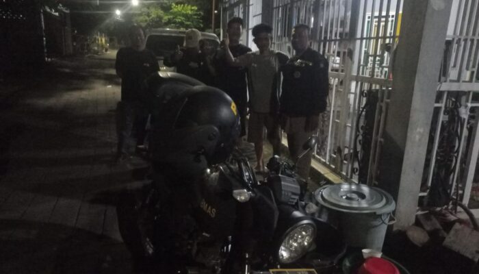 Bhabinkamtibmas Kelurahan Katimbang Gerak Cepat Tindak Lanjuti Aduan Warga Lewat Aplikasi Bantuan Polisi