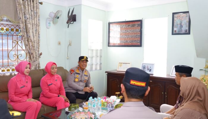 Kapolda Sulsel Pimpin Anjangsana Sambut Hari Bhayangkara ke-80, Pererat Silaturahmi dengan Purnawirawan