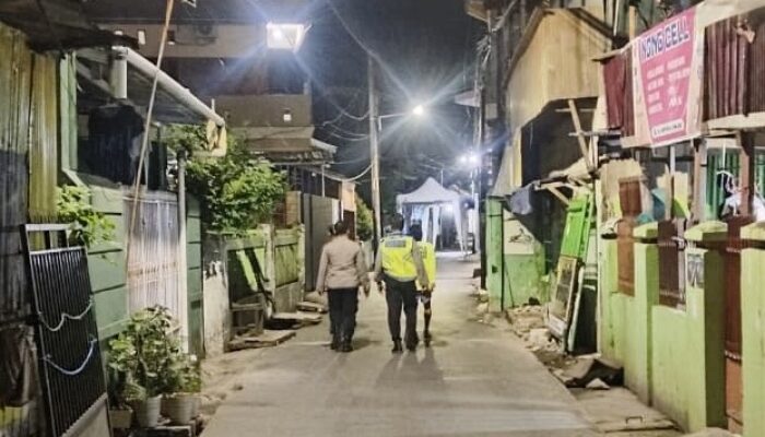 Pencegahan Gangguan Kamtibmas, Polsek Tallo Gelar Patroli Kaki di Tamua